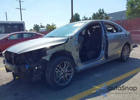 2022 Kia Forte Gt-Line из США, поврежденный, VIN 3KPF54AD1NE447908